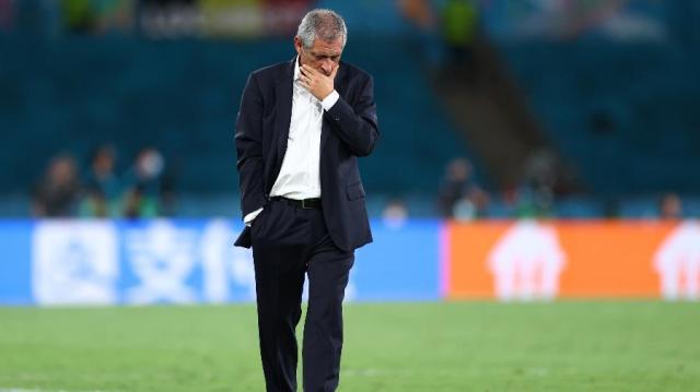 yunkai官网-葡萄牙出局主帅责任大 他该走人可葡国足协却留他